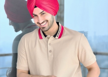 Rohanpreet Singh with Pink Turban and t-shirt