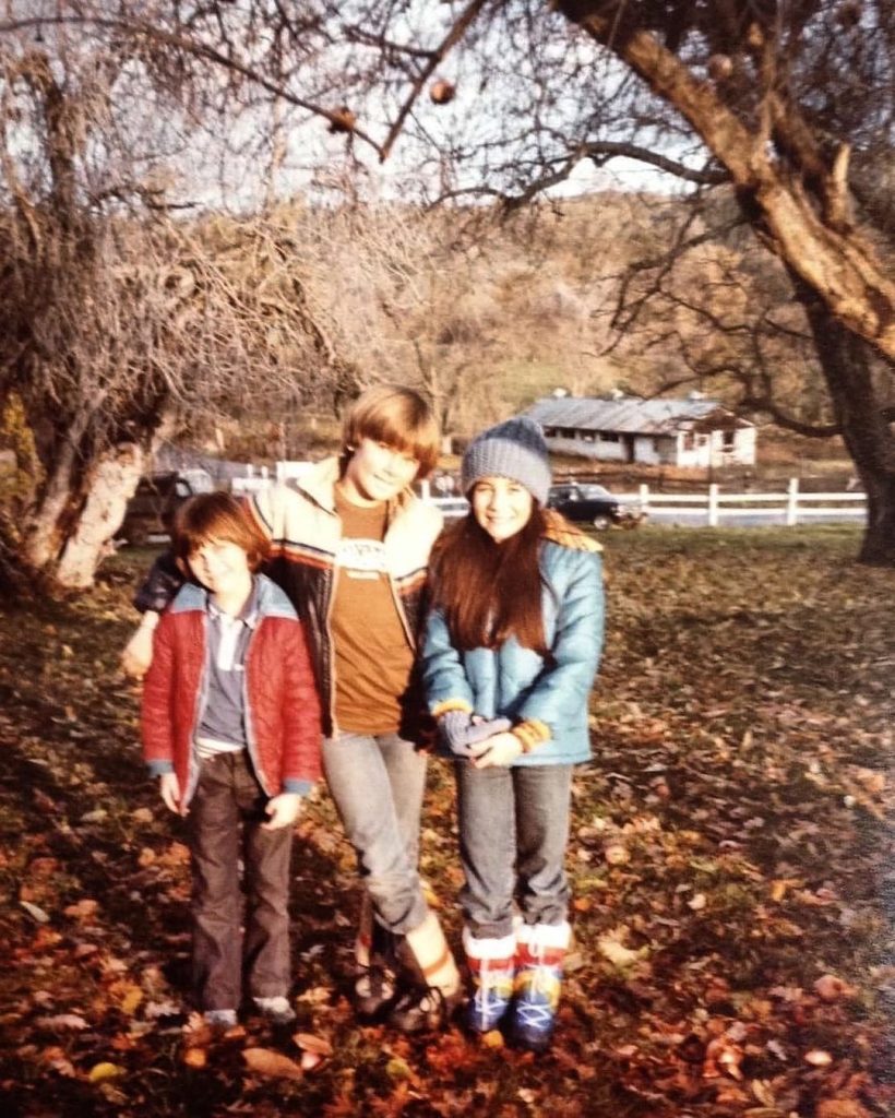 Jodean Bottom with River Phoenix and Joaquin Phoenix