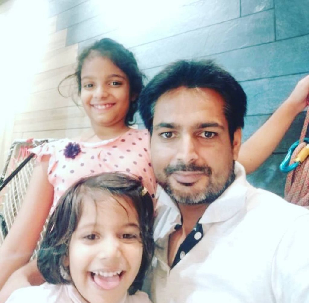 Rakesh Yadav with her two daughters