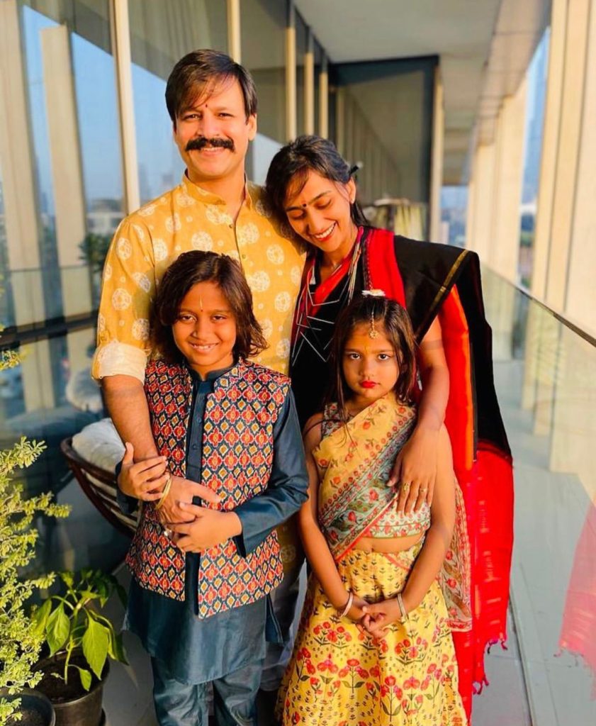 Priyanka with her family 